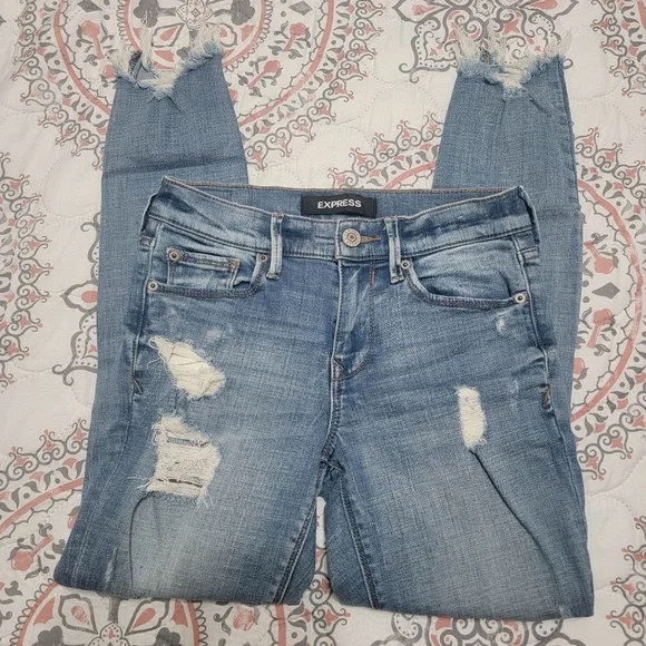 Express Stretch+ Performance Mid-Rise Ankle Legging Jeans - Picture 4 of 6